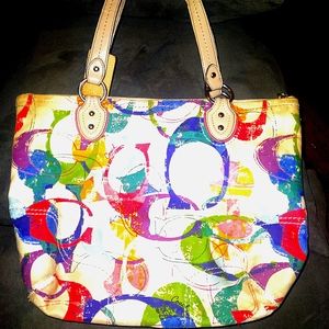 Rare 100% authentic Coach Poppy bag